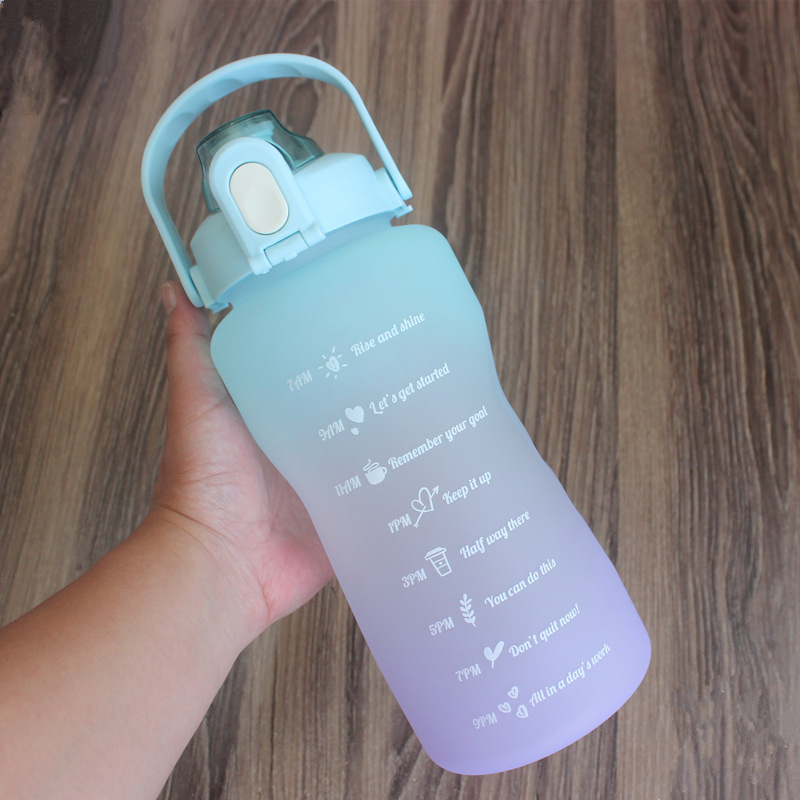 2000ml popular large water cup, sandblasted gradient color women's water bottle, outdoor sports space cup, bouncy lid with handle Application Scenario