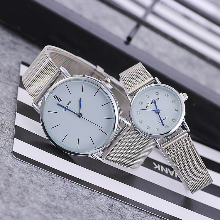 Authentic fashion steel band fashion men and women students watch simple retro watches with large dial