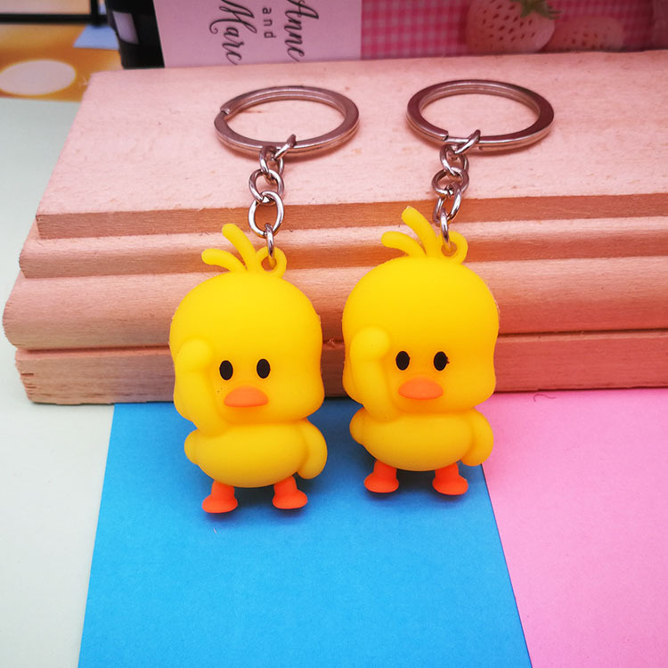 Pato tik yin pequeño pato amarillo llavero llavero de dibujos animados colgante de cadena bolsas accesorios pequeños regalos puestos de tierra puestos de mercado nocturno Application Scenario