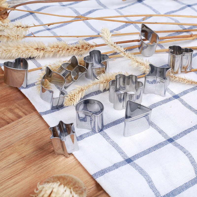 烘焙工具 12件套不锈钢几何形状扑克牌饼干模具 万圣节曲奇蛋糕模