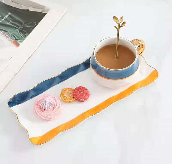 Creative gold handle ceramic cup coffee cup saucer with spoon mug