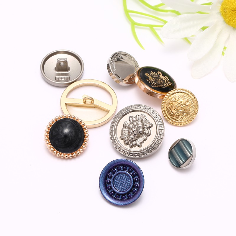 Factory source: British wheat ear crown button suit, metal overcoat button, fog gold college uniform, school uniform button, acrylic button Application Scenario