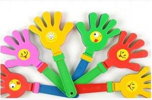 Large clapper wholesale small hands clap Yiwu toys clap hands plastic hand clap clap clap cheering props