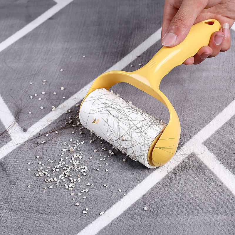 Detachable lint remover, roller type felt lint remover, dust-removing paper lint remover, household clothes lint remover, hair sticking brush Application Scenario