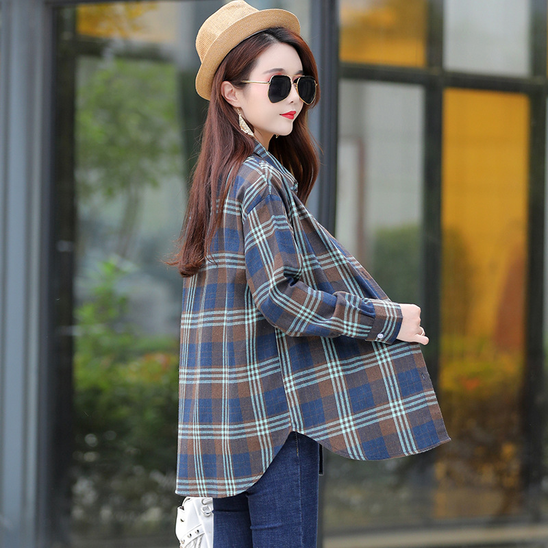Women's long-sleeved checked shirt, new Spring and autumn cotton shirt, Korean-style slimming, versatile women's wear Application Scenario