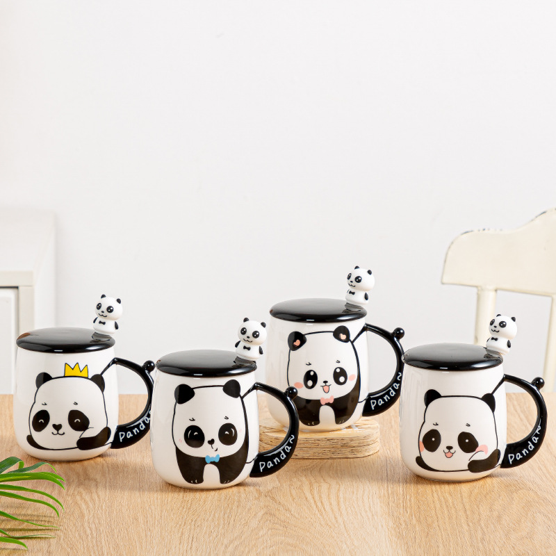 Cute cartoon mug with lid large capacity ceramic mug office home drinking mug with hand gift
