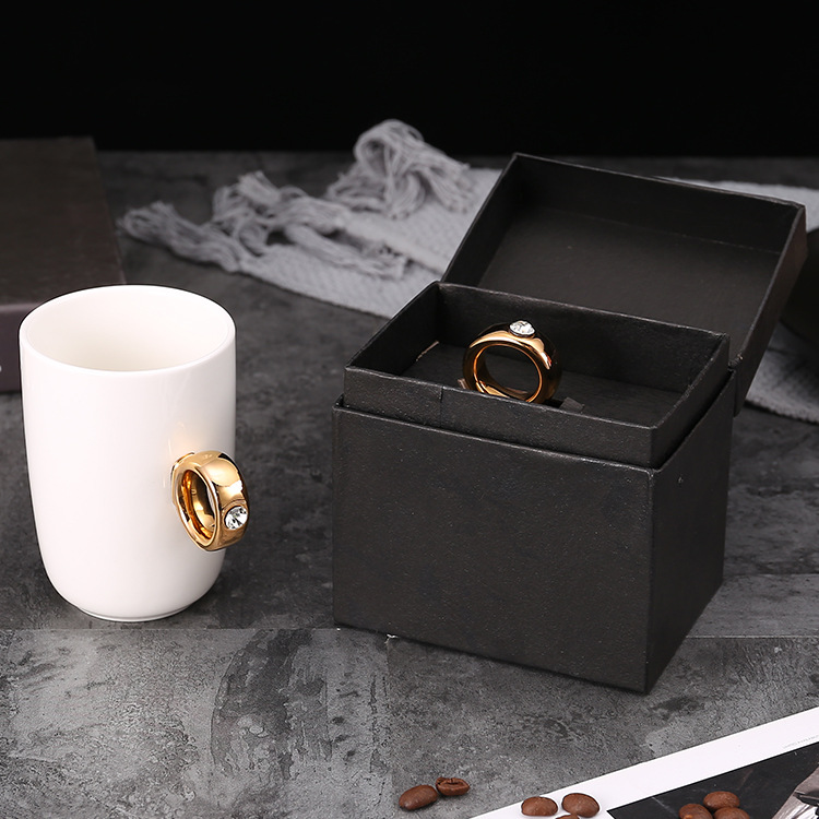Creative hand painted gold ring cup pair cup gift box black and white diamond cup can ogO gift cup thumbnail