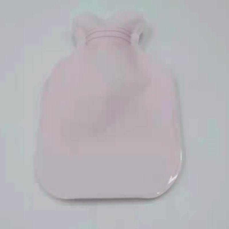 The new winter water-filled hot water bag is thickened, cute and portable. It's a cartoonish and simple hot water bag for student dormitories Item Picture