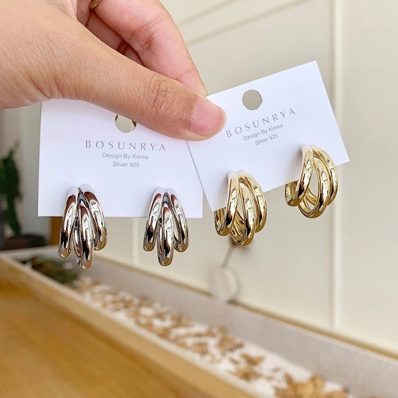 925 silver needle stereoscopic three ring overlapping advanced aesthetic earrings with Korean temperament and distinctive design ring earrings