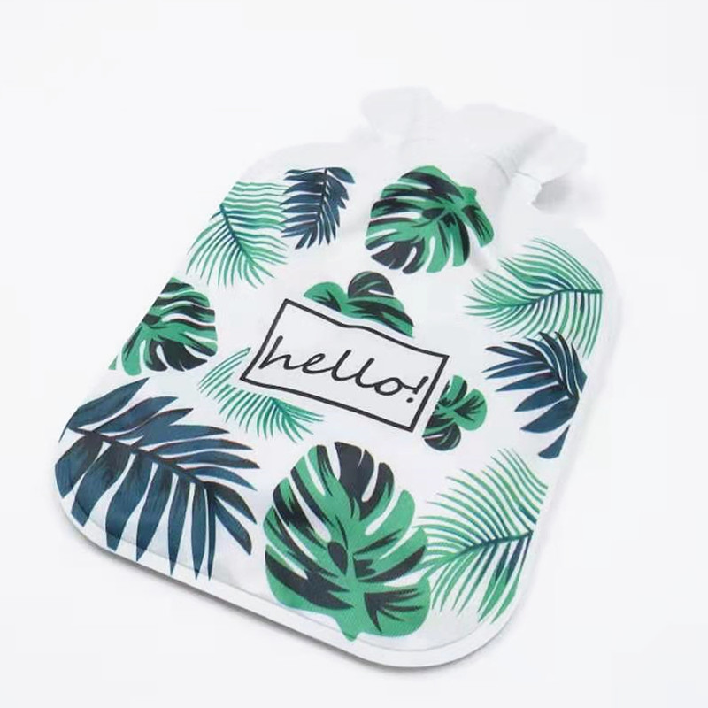 Mini Hot Water Bag Water Warm Bag Simple Green Night Women Warm Palace Belly Portable Pocket Warm Water Bag Warm Treasure Application Scenario