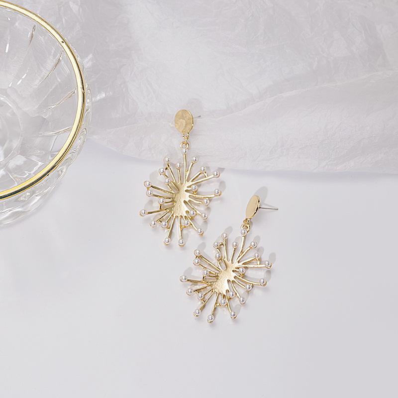 925 silver needles retro art metal irregular fireworks exploding pearl earrings jellyfish all over the sky star earrings
