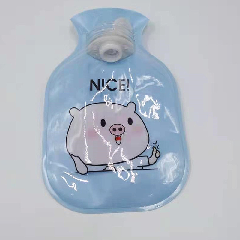 New small-sized cute cartoon fabric hot water bag, trendy word "Aunt" hand warmer, printed fabric surface water-filled hand warmer Specification image