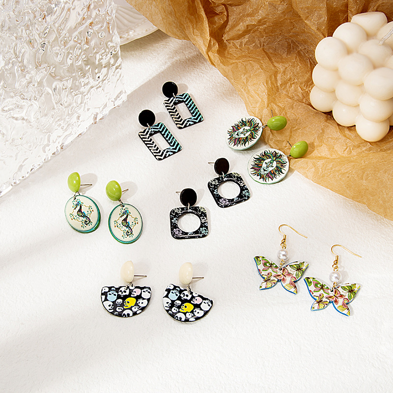 Creative personality Graffiti acrylic earrings exaggerated skeleton Butterfly cartoon butterfly dragon totem animal ear stud