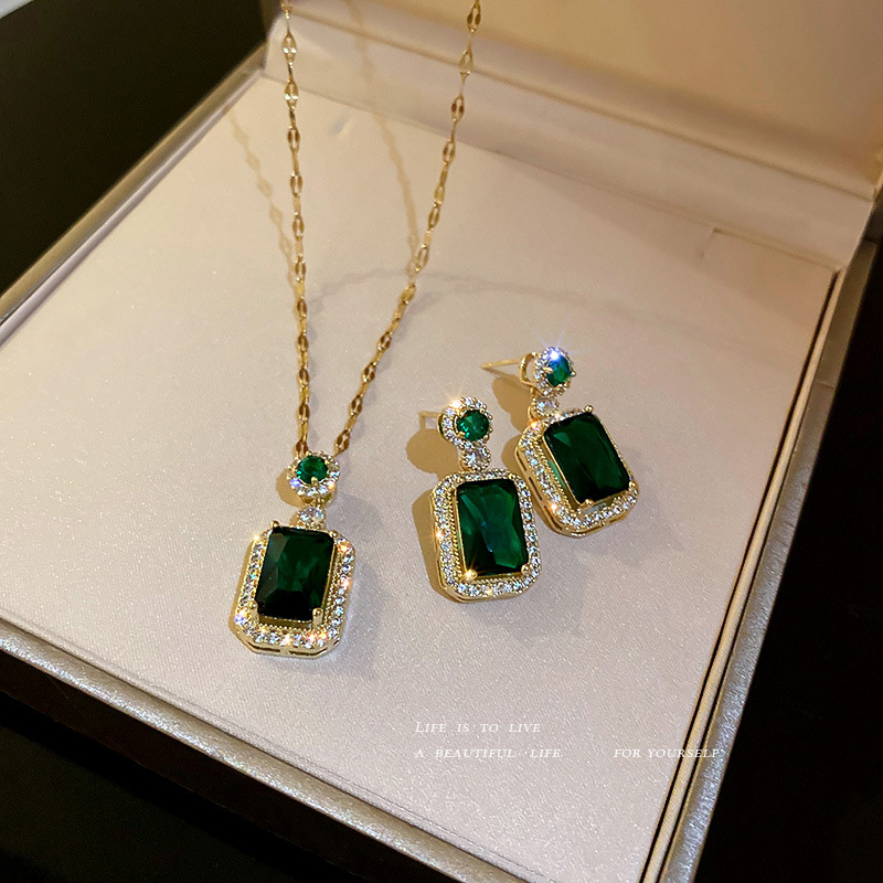 925 silver pin Zircon Emerald Crystal Geometric earring necklace Set vintage premium stud quality clavicle chain