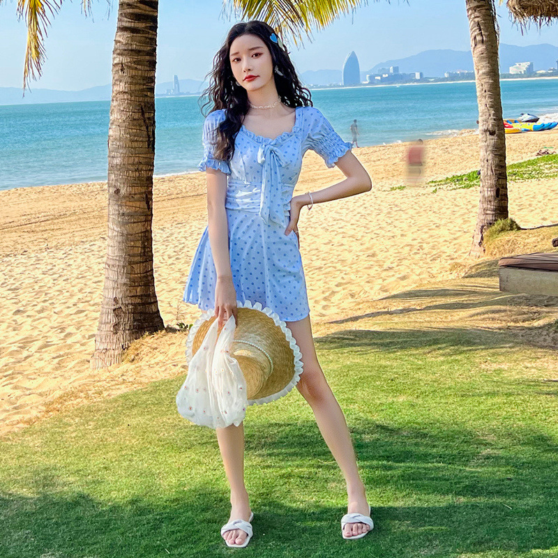 Swimsuit women's dress style one-piece conservative, petite look, tight-fitting short-sleeved forest-style fashionable, pure and elegant, hot spring swimming outfit Item Picture