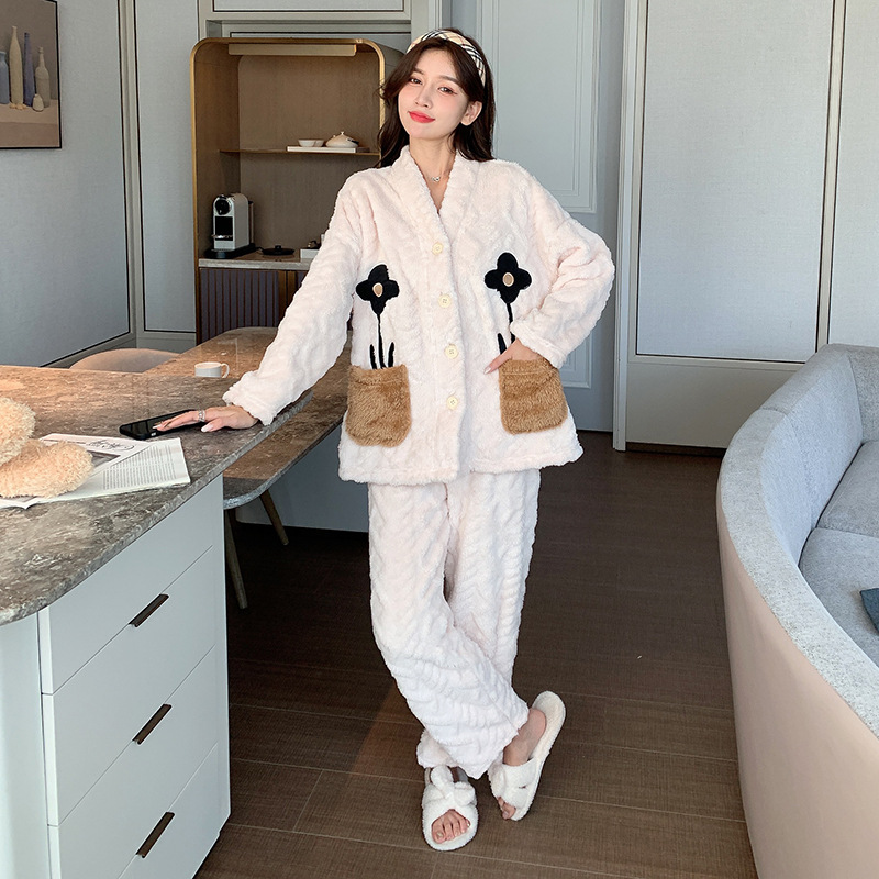 Autumn/winter coral velvet pyjamas women 202 new thickened warm home suits wholesale