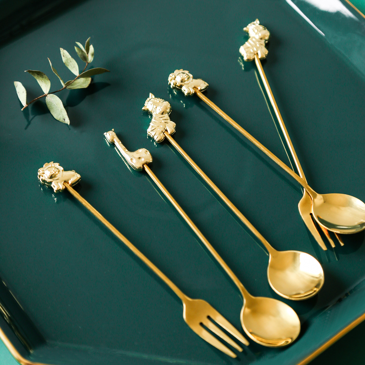 Japanese wholesale 304 stainless steel fruit fork cartoon spoon fork coffee stir spoon gold plated cartoon spoon fork set