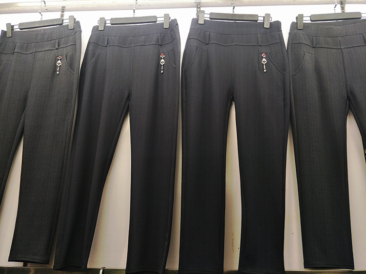Spring and autumn Korean-style high-waisted pants, versatile for middle-aged women, casual leggings, loose, large-sized, slimming striped striped pants