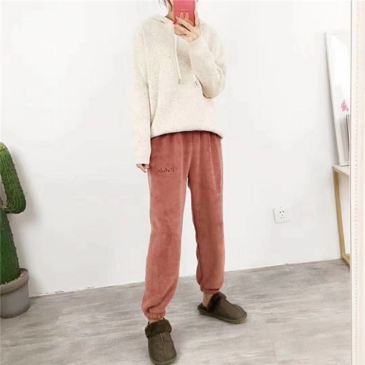 Fairy warm pants, women's coral fleece casual pants for middle-aged and elderly people, autumn and winter outerwear lantern pants, Lazy library leggings with hem Application Scenario
