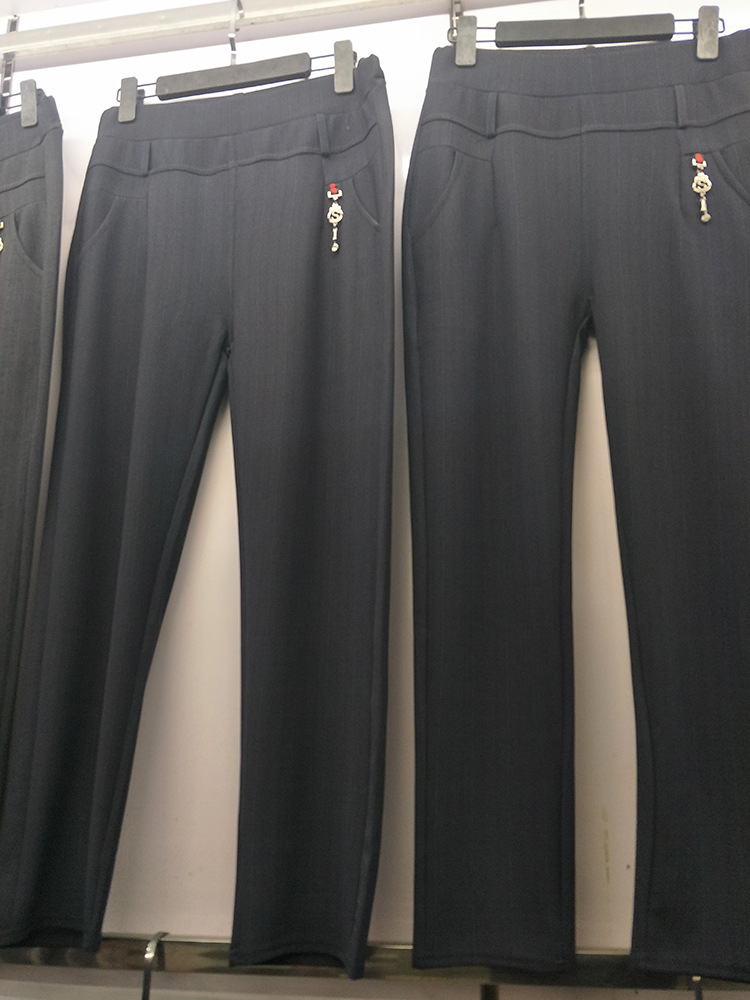 Spring and autumn Korean-style high-waisted pants, versatile for middle-aged women, casual leggings, loose, large-sized, slimming striped striped pants Item Picture