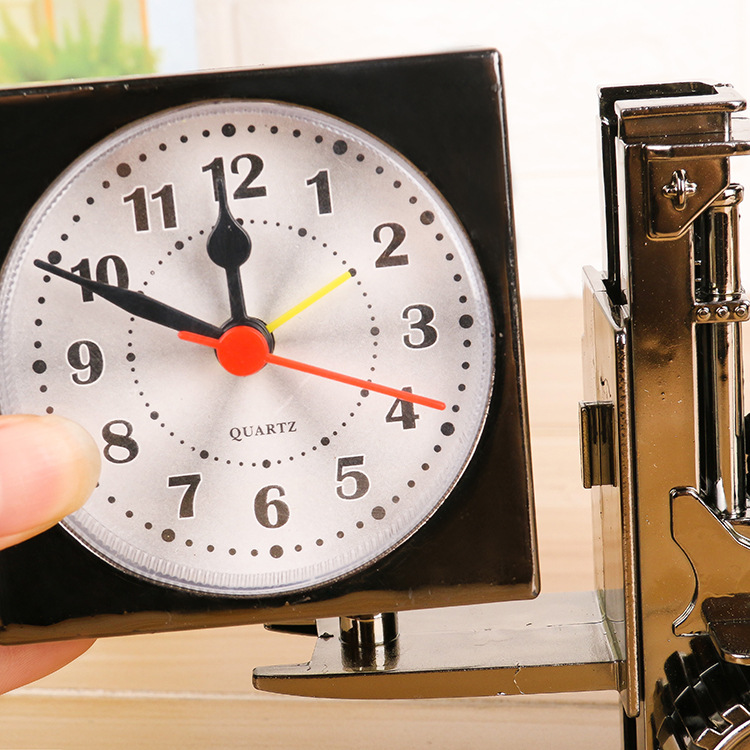 Creative retro forklift model alarm clock, children and students, bedside and study room display clock, electronic gift alarm clock Specification image