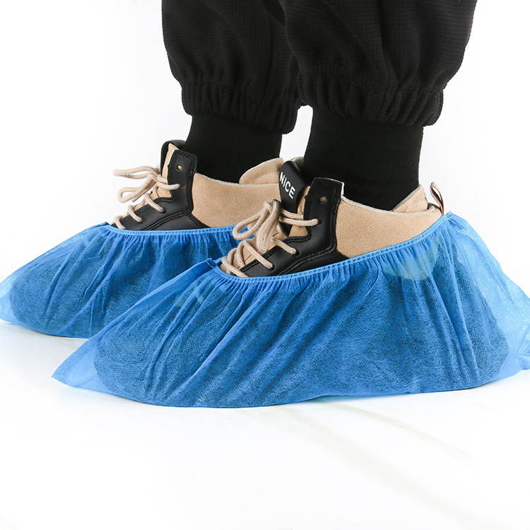 Wholesale of 100 disposable non-woven fabric shoe covers for daily use at home, breathable and dust-proof, new material and anti-slip shoe covers details Picture