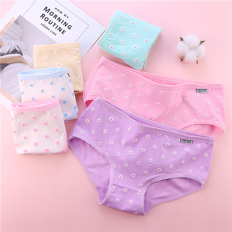 Tingweiya 918-1 Women's oversized underwear with a cute waist and hip, country-style little Daisy, all-cotton comfort underwear