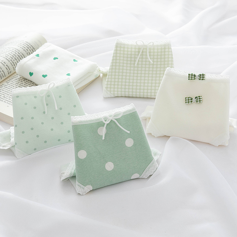 Japanese-style fresh and light polka dot print milkshake green girl underwear for women, pure cotton crotch mid-waist student briefs details Picture