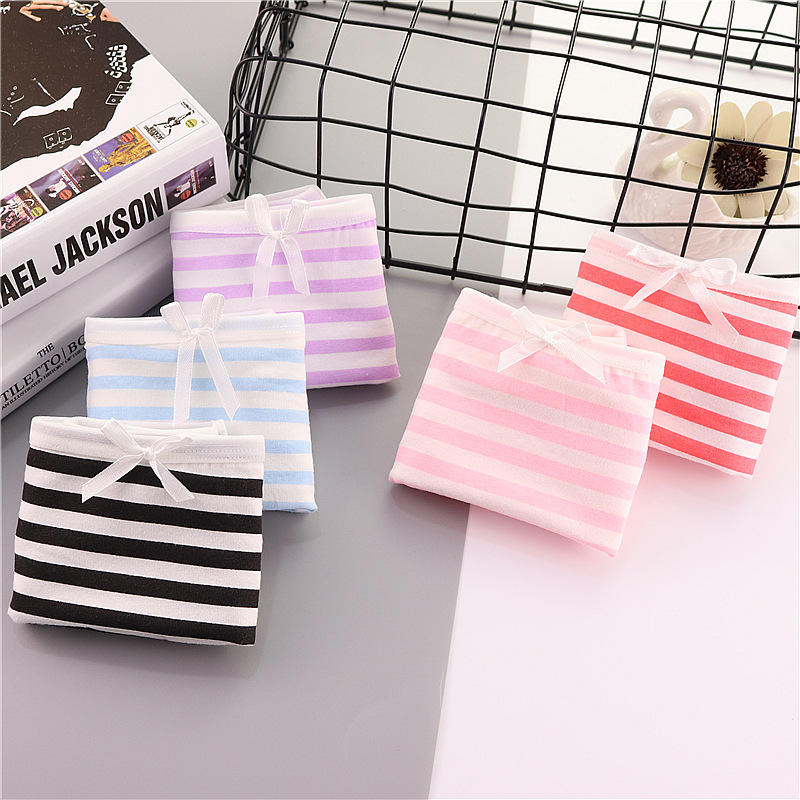 Tingweiya 510-1 Striped Navy style bow cute women's underwear wholesale small mid-waist underwear cotton Application Scenario