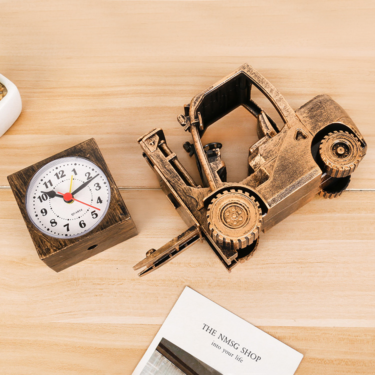 Creative retro forklift model alarm clock, children and students, bedside and study room display clock, electronic gift alarm clock details Picture