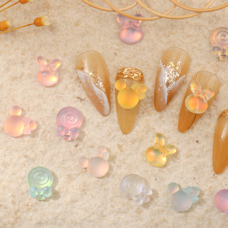 美甲米奇极光幻彩兔子可爱卡通镀彩AB透明糖果甜甜圈树脂指甲饰品