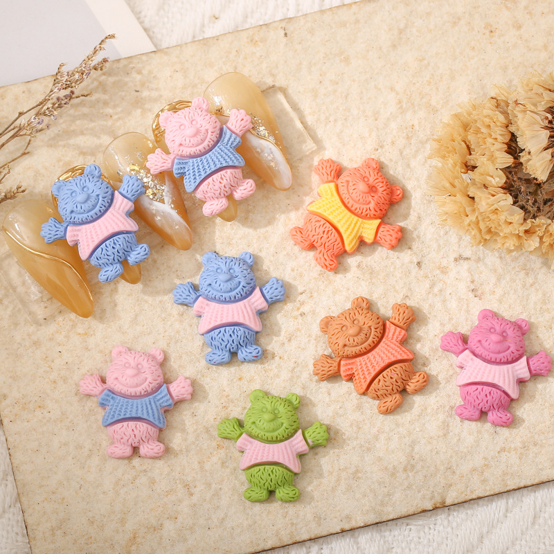 New manicure Cuddle bear cartoon figurine Frosted color Painted Macaron bear resin mix nail drill