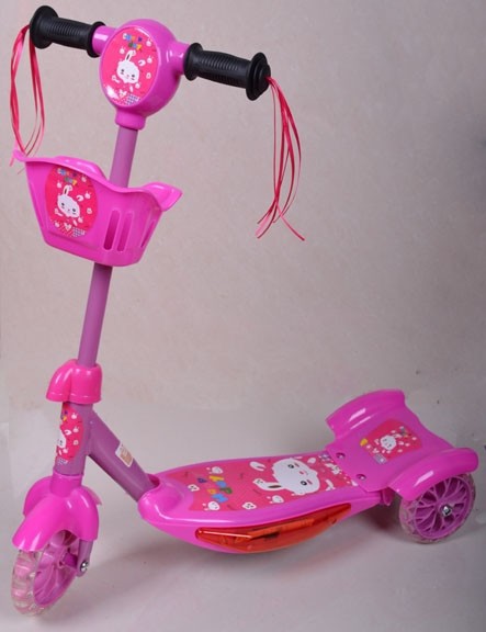Factory scooters for children and babies aged 1-2-3 to 6, with music and flashlights, scooters and yo-yos Application Scenario