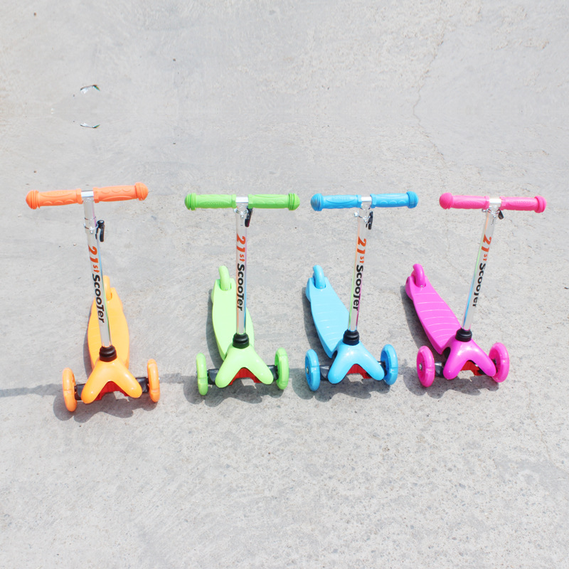 The Xiaomi high skateboard, with an aluminum alloy frame, is a children's three-wheeled skateboard with adjustable height and multiple colors details Picture