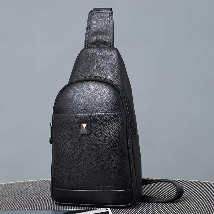 Yi Ding Luggage 7826 Leather Chest Bag Men's cross-body bag leisure single shoulder bag leather trend backpack