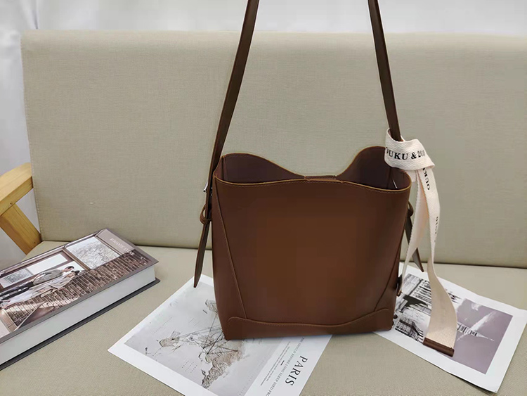 وبالأحزمة رقم 32805 الجديدة، المسطرة بالكتف الواحد، التي تحمل حقائب وبئة Item Picture