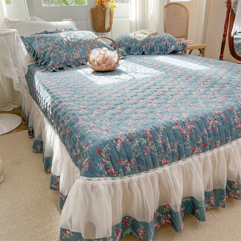 2022 Pure cotton bed cover, all-season all-cotton tatami bed cover, Korean-style quilted cotton-padded anti-slip bed sheet Three-piece set