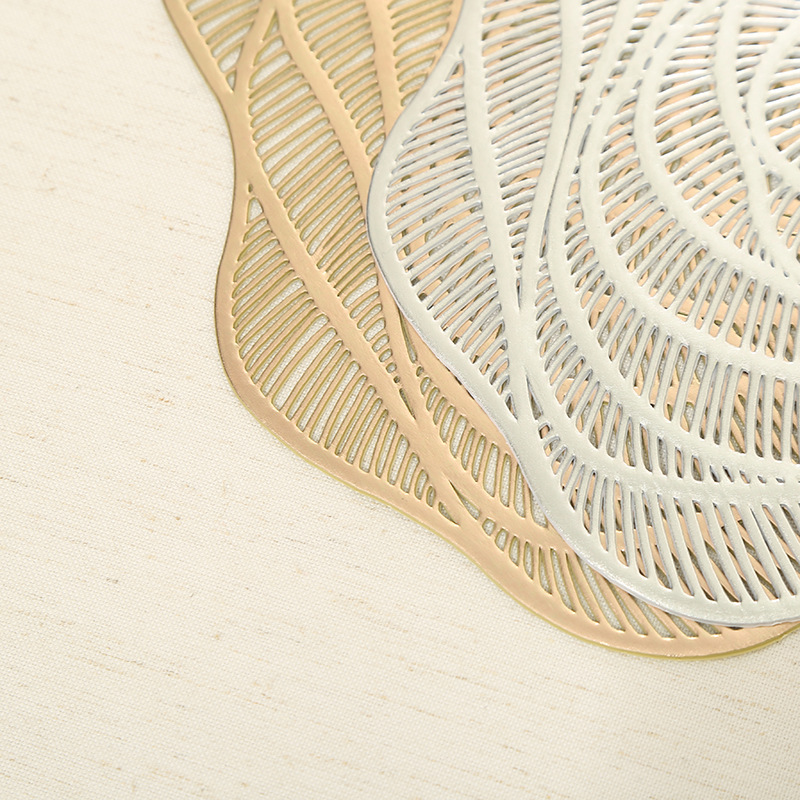 Irregular rose-shaped hollowed-out placemats, home heat insulation pads, Western placemats, pvc placemats and coasters wholesale Application Scenario