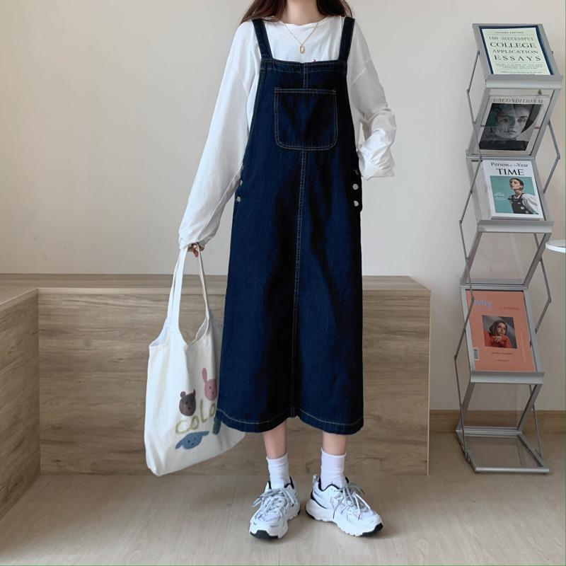 Denim strappy dress for petite women, 2022 new style, stylish and youthful long dress for students, school style dress Application Scenario