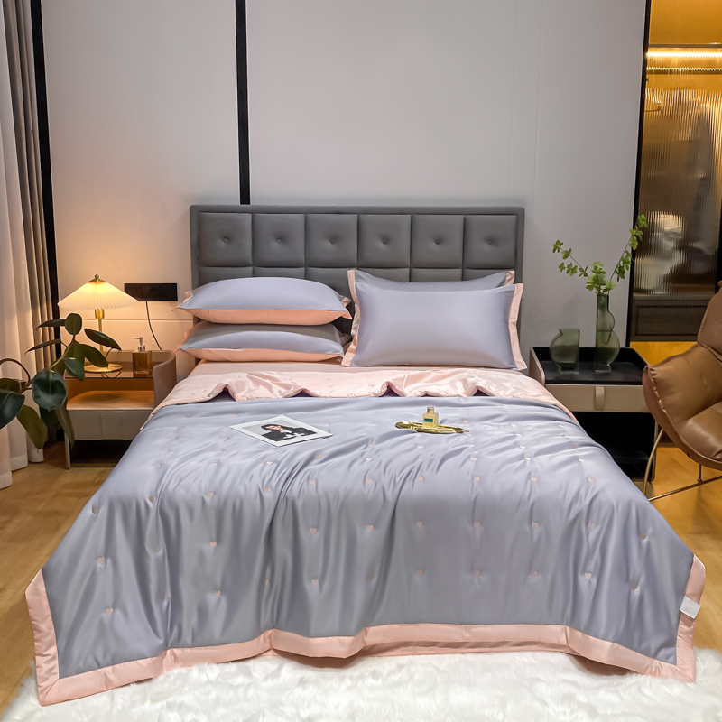 2022 Ice Silk Summer Quilt Four-piece Set: Smooth Single and Double Heart Air-conditioned Quilt Sheet for Spring and Summer Item Picture