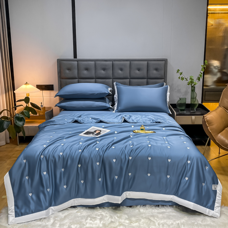 2022 Ice Silk Summer Quilt Four-piece Set: Smooth Single and Double Heart Air-conditioned Quilt Sheet for Spring and Summer