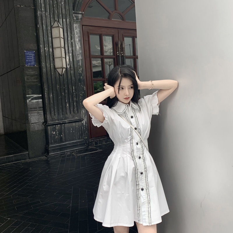 2021 spring and summer new small tall French temperament gentle wind design sense white shirt dress women