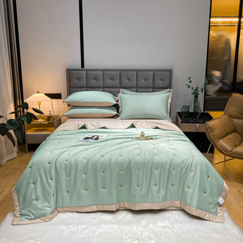 2022 Ice Silk Summer Quilt Four-piece Set: Smooth Single and Double Heart Air-conditioned Quilt Sheet for Spring and Summer details Picture