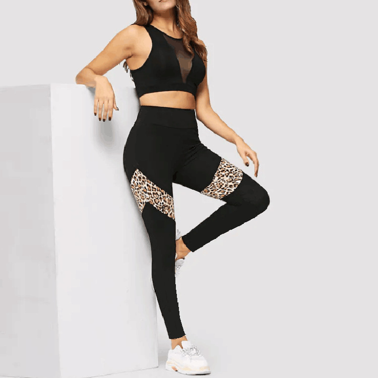 Self-built website new development: leopard print patchwork leggings, European and American stretch fitness yoga pants, sexy nine-inch pants details Picture