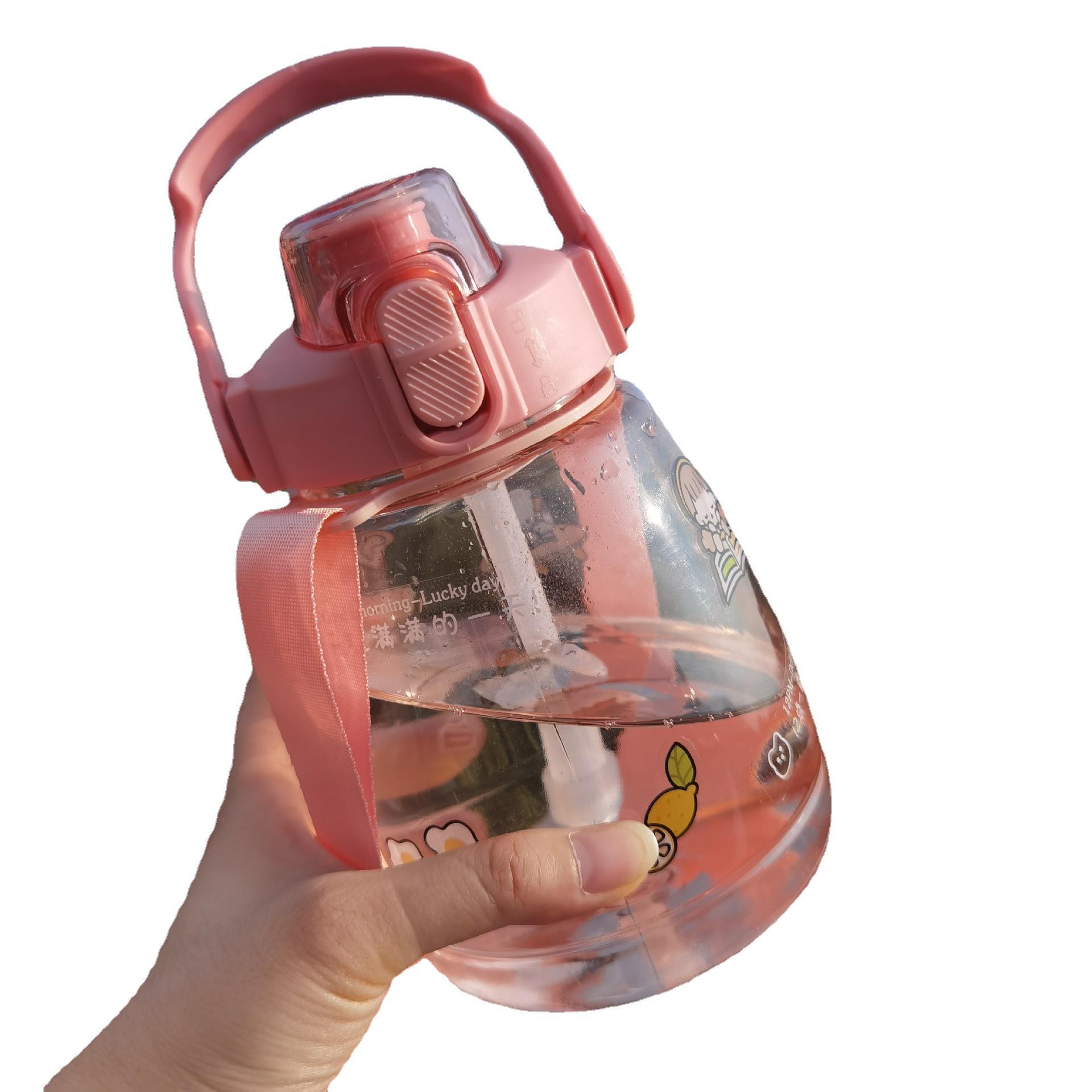 Tazas de agua de gran capacidad para las niñas de alto nivel de aspecto deportivo portan la pajita gran estómago tazas de plástico tazas de agua de plástico Item Picture