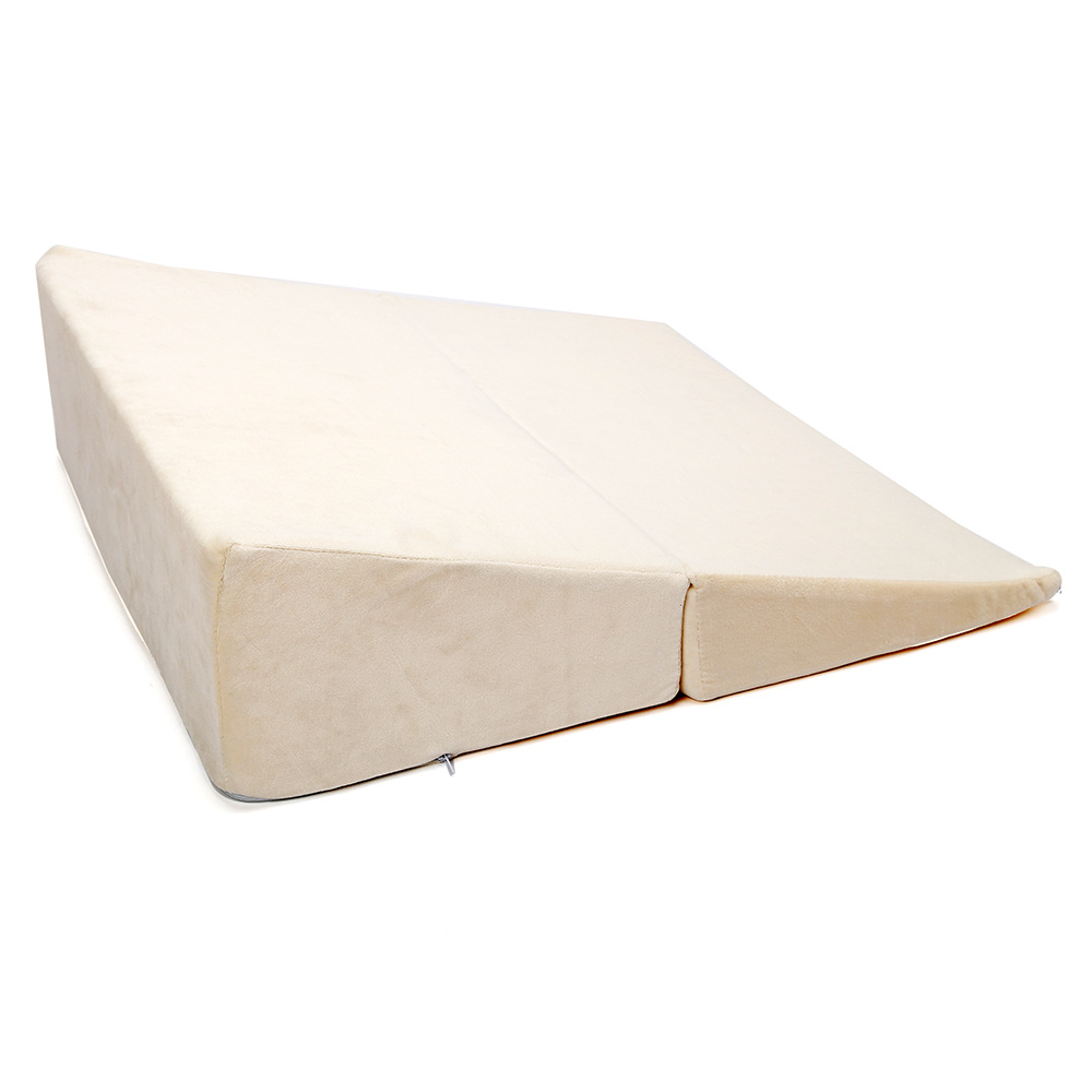 Amazon's best-selling bed foldable triangular pillow, wedge-shaped cushion, multi-functional backrest leg pillow Application Scenario