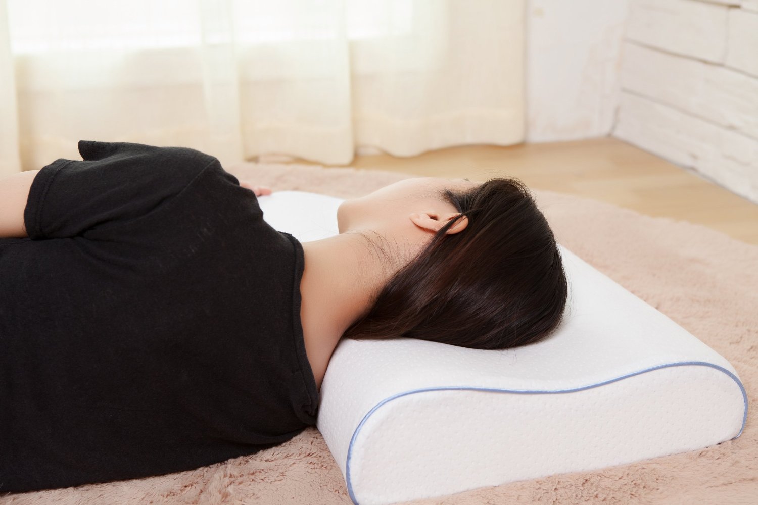 Wavy perforated breathable slow rebound memory foam pillow, high and low pillow, breathable pillow, gel pillow, cervical pillow Specification drawing