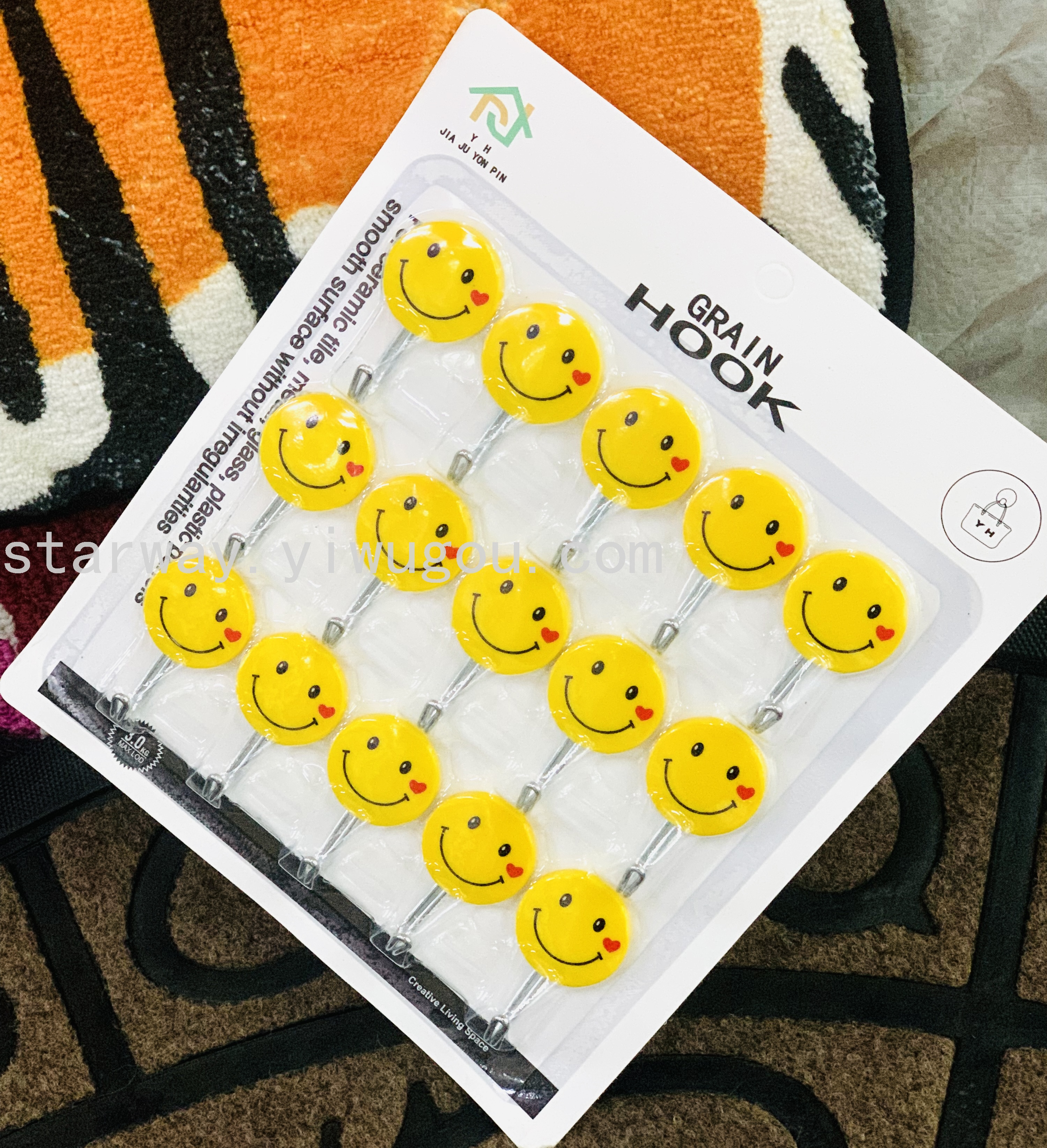 Fruit sticky hook, cartoon sticky hook, strong sticky hook, no-drilling sticky hook, convenient sticky hook, card suction sticky hook