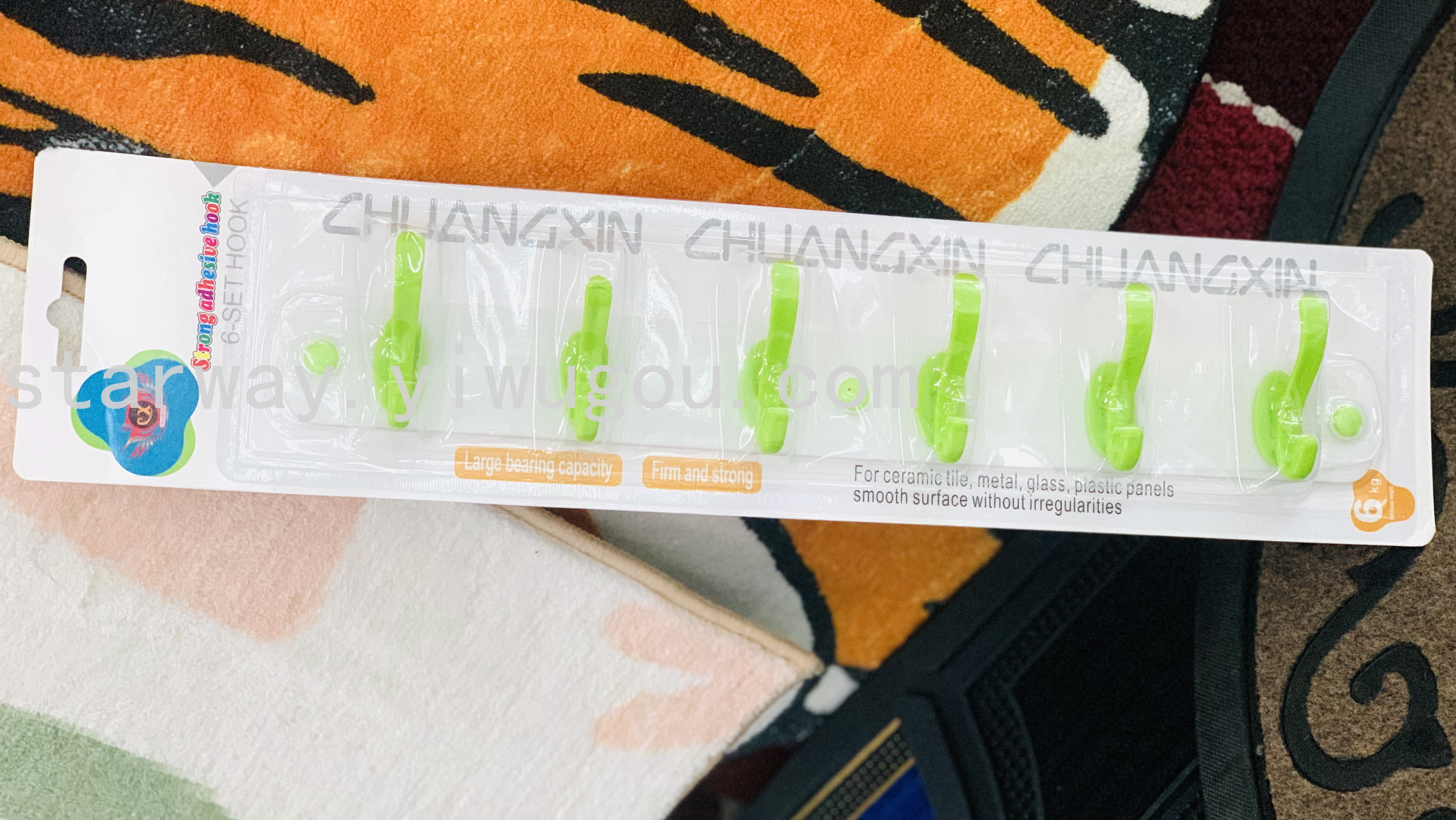 Fruit sticky hook, cartoon sticky hook, strong sticky hook, no-drilling sticky hook, convenient sticky hook, card suction sticky hook Specification image