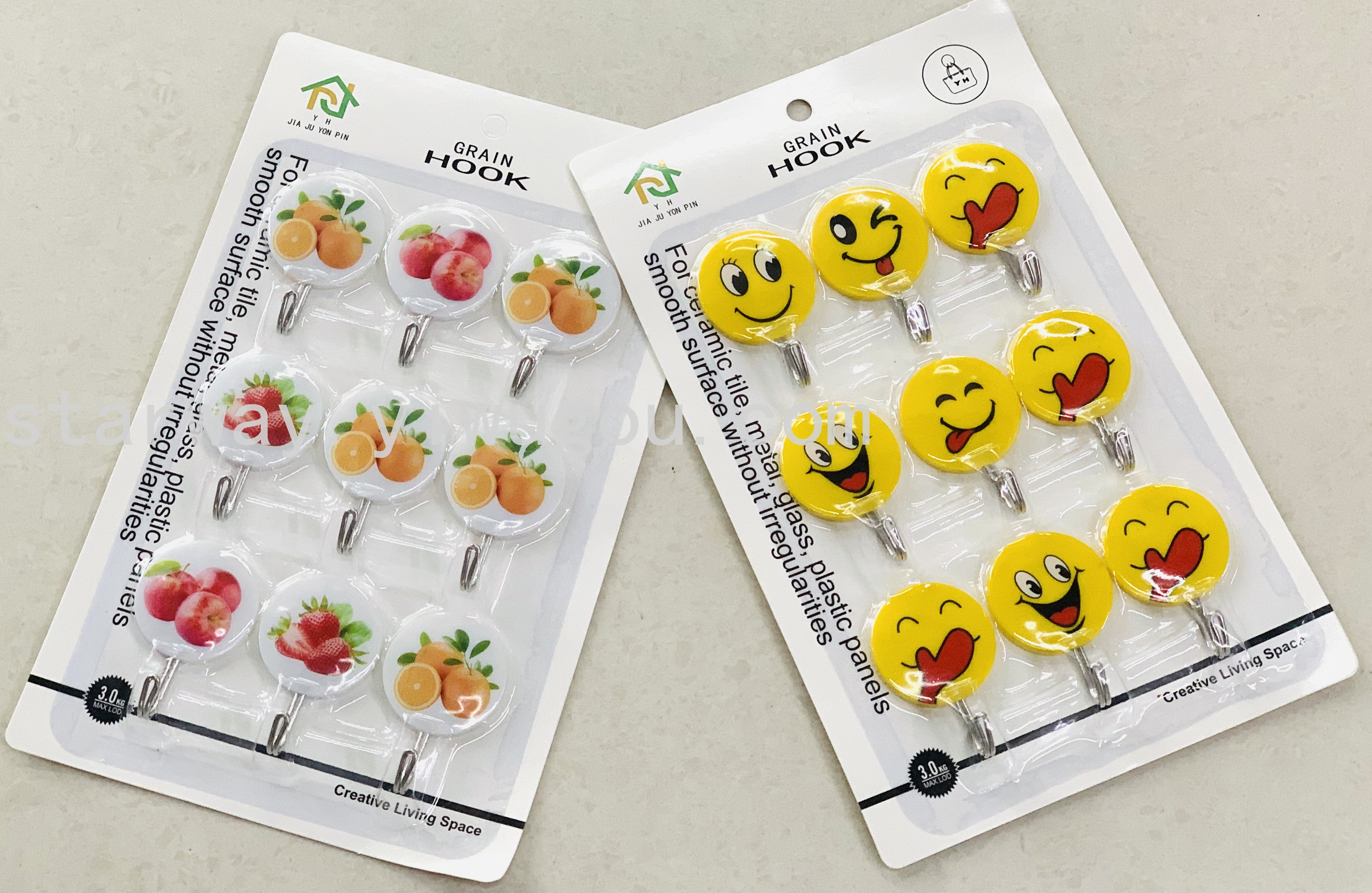 Fruit sticky hook, cartoon sticky hook, strong sticky hook, no-drilling sticky hook, convenient sticky hook, card suction sticky hook Application Scenario